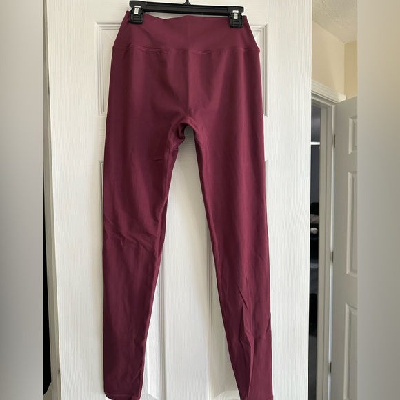 Alphalete Alphalux Wonder Legging 27” - Black Cherry - Picture 3 of 3